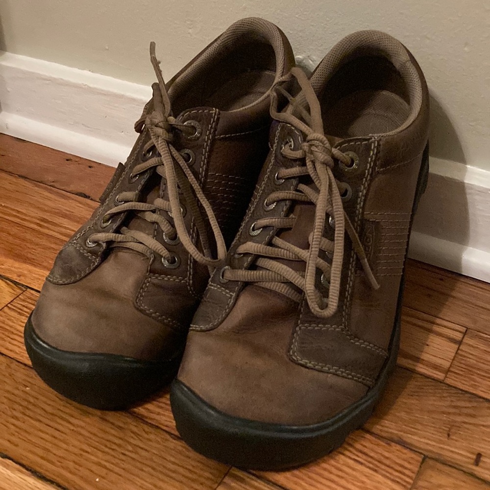 Keen Men's Austin Leather Lace Up Loafers Sz 8